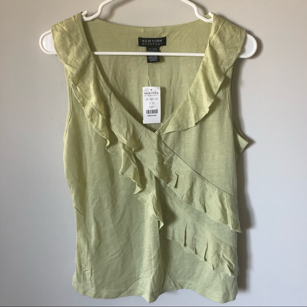 NWT New York & Co Pastel Green Ruffle Tank Top M